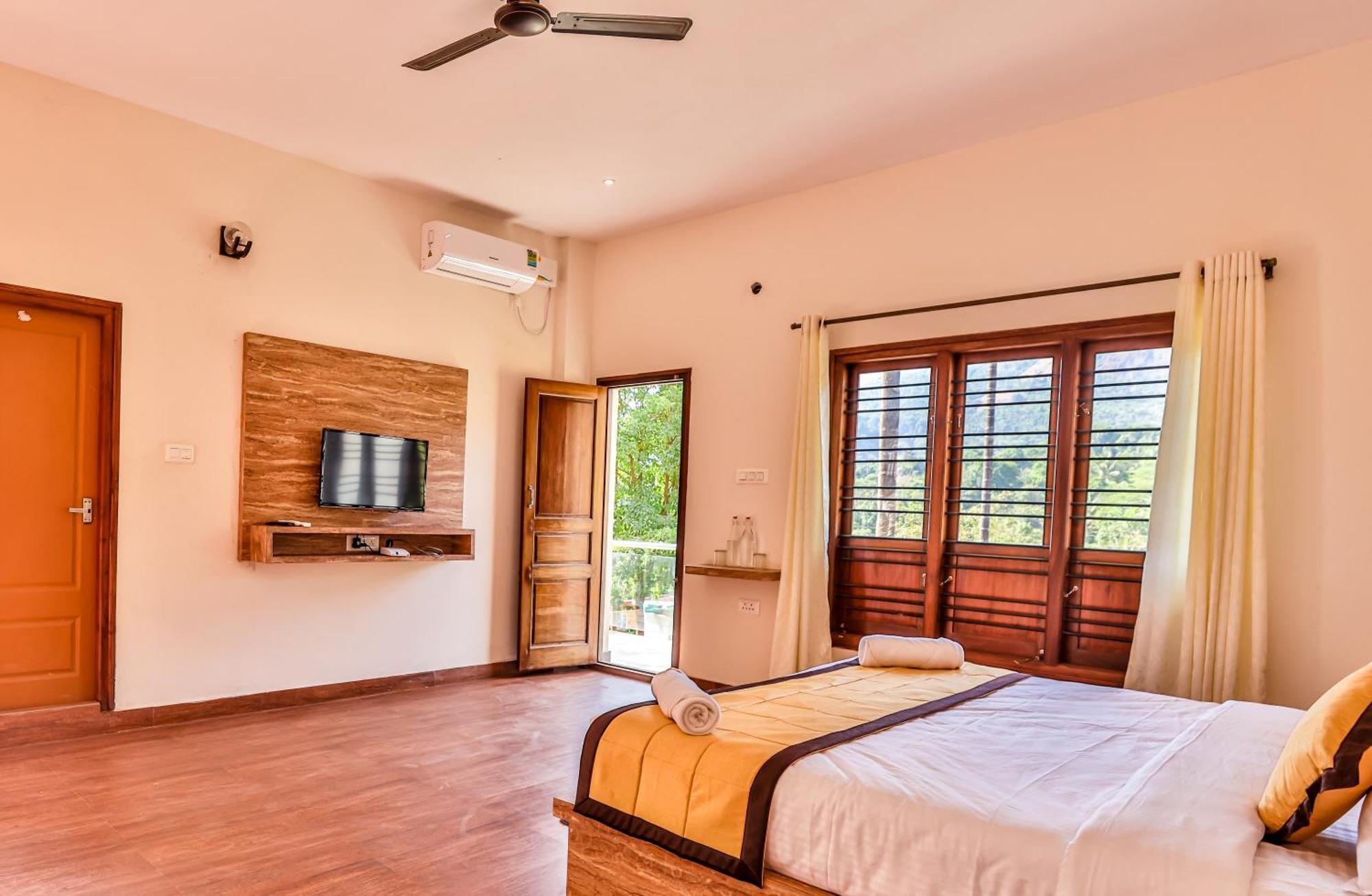 Hill Crest Resort - Coorg 마디케리 외부 사진